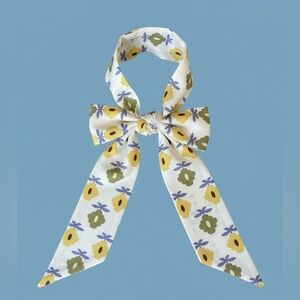 🎀Yellow &Green Floral Pattern Chic Twilly | Versatile Hair, Neck, or Bag Scarf